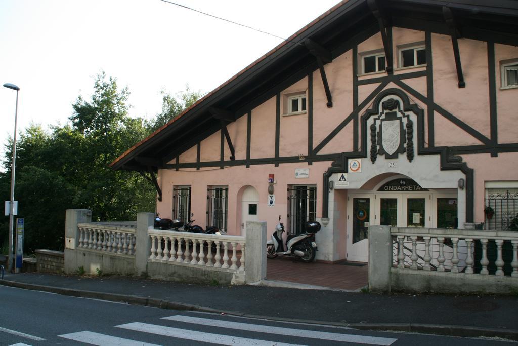 Albergue Juvenil Ondarreta - San Sebastian — Photos 1
