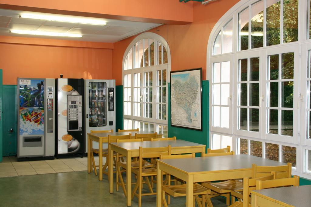 Albergue Juvenil Ondarreta - San Sebastian — Photos 2